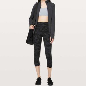 SOLD!    LuLulemon Align HR Crop 21" NWT